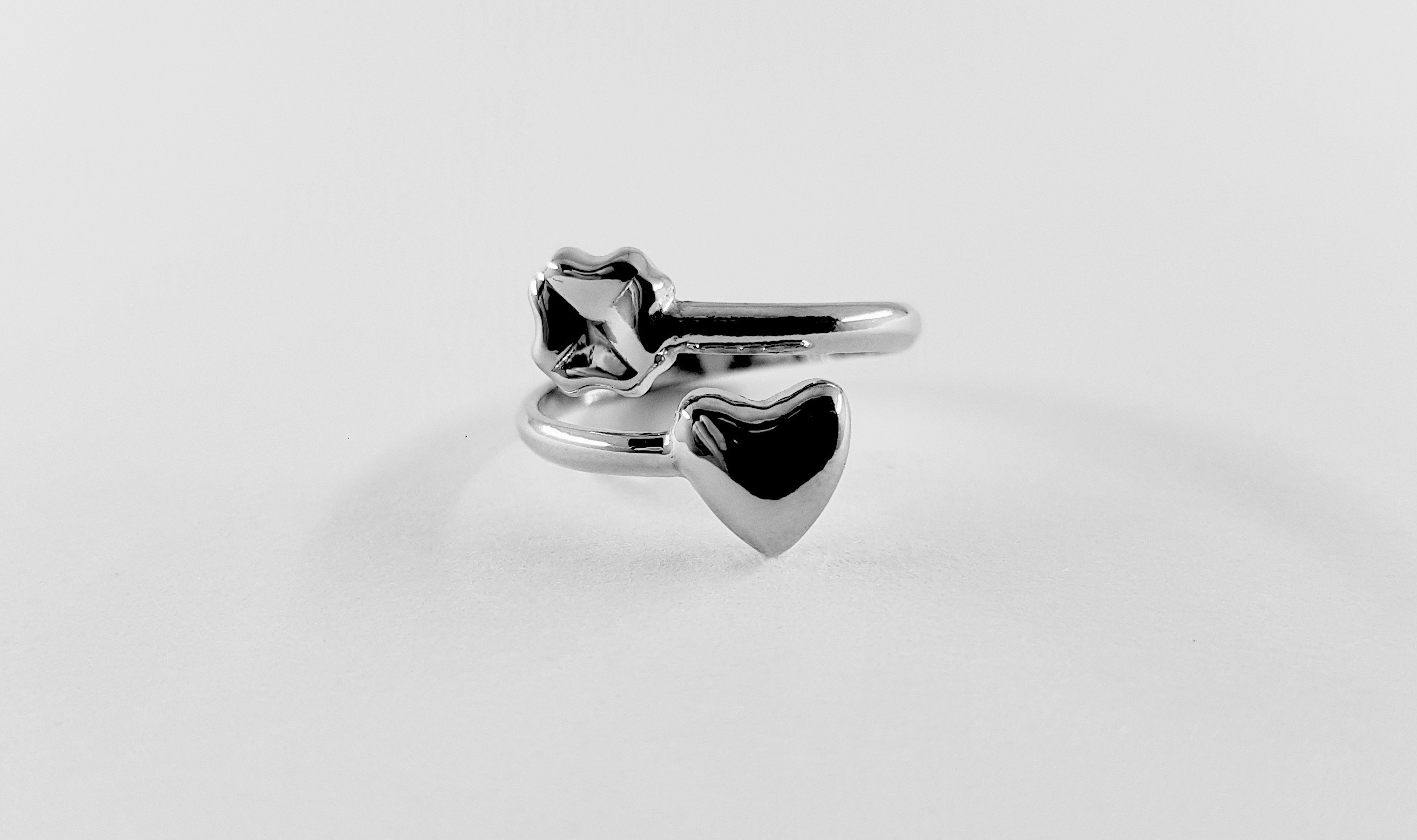 Anello in Argento 925 con Cuore e Quadrifoglio